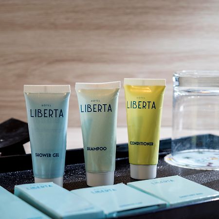 Liberta Seminyak Hotel Esterno foto
